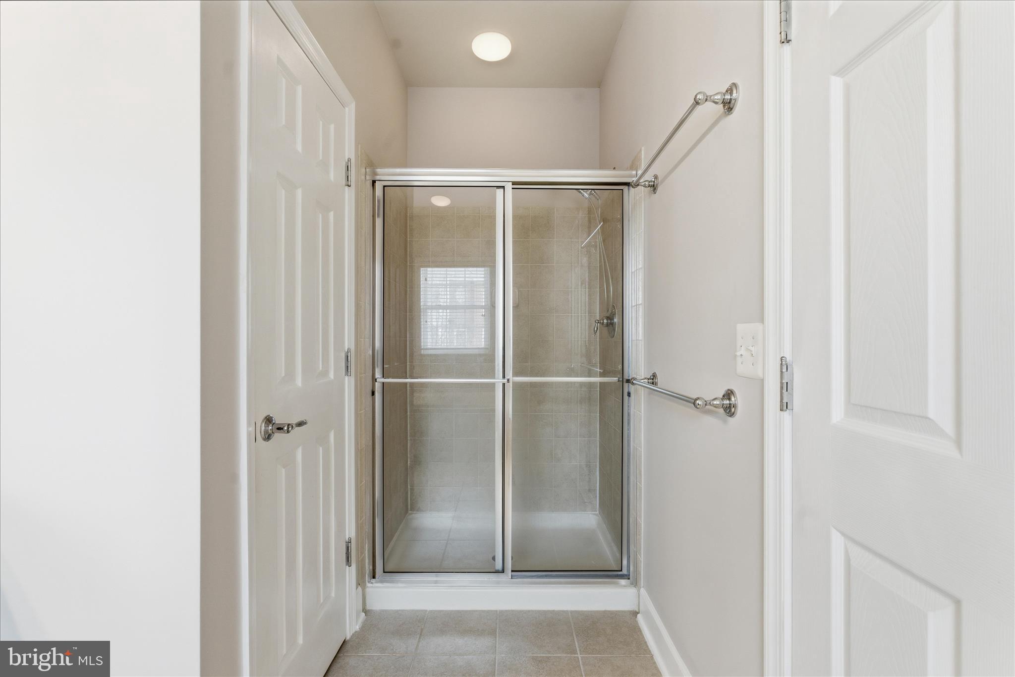 2102 Carthage Drive Woodbridge, VA 22191 - Photo 23 of 33 Primary Shower