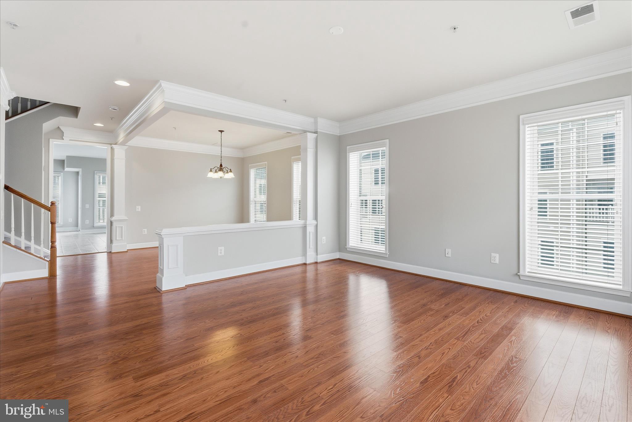 2102 Carthage Drive Woodbridge, VA 22191 - Photo 3 of 33 Living Room/Dining Room