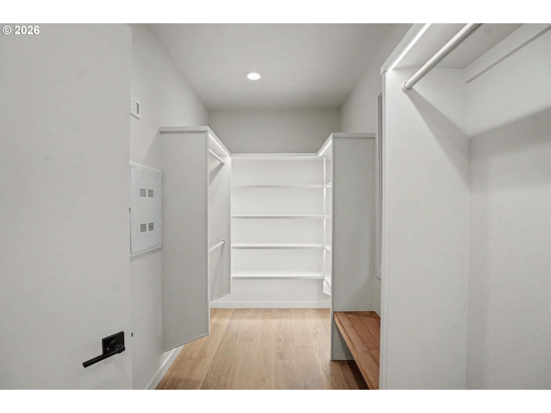 19850 Winters Hill Road Southeast Silverton, OR 97381 - Photo 27 of 48 a view of closet area