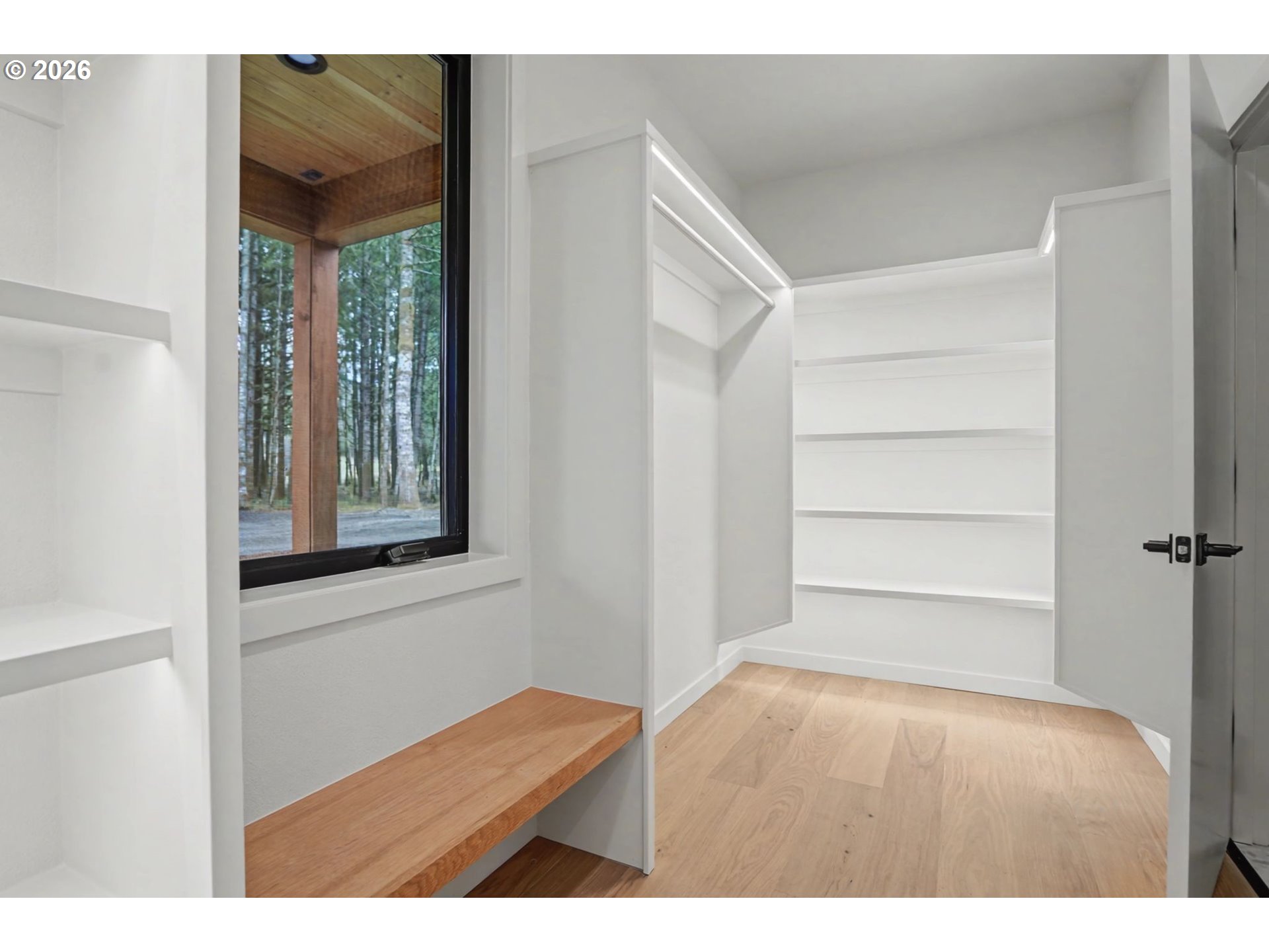 19850 Winters Hill Road Southeast Silverton, OR 97381 - Photo 28 of 48 a view of an empty room and window
