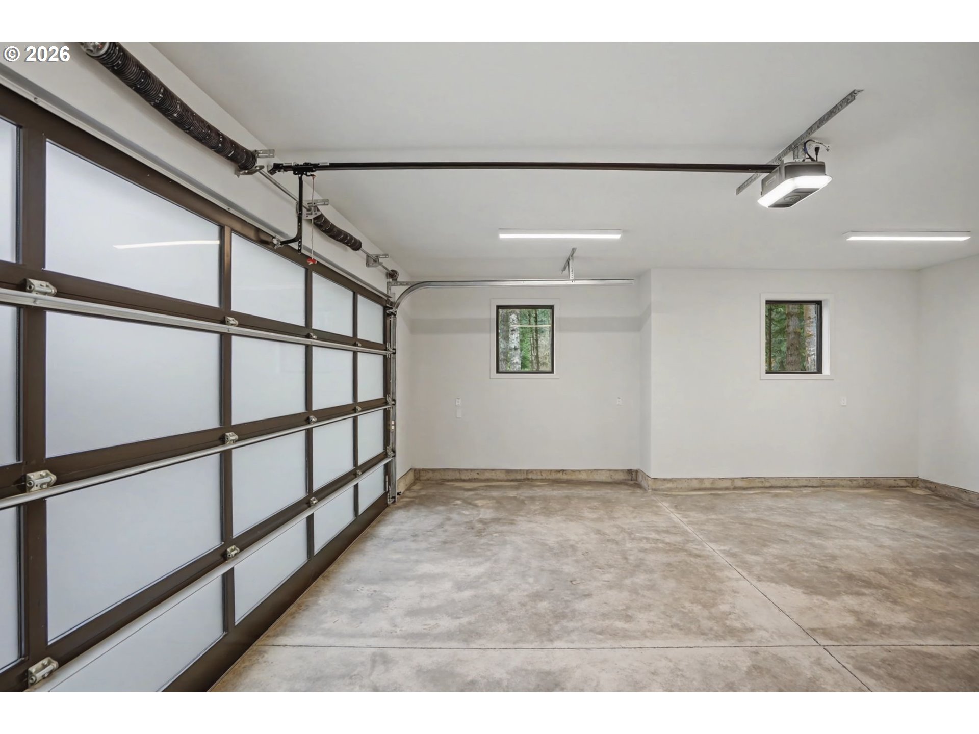 19850 Winters Hill Road Southeast Silverton, OR 97381 - Photo 37 of 48 a view of entryway