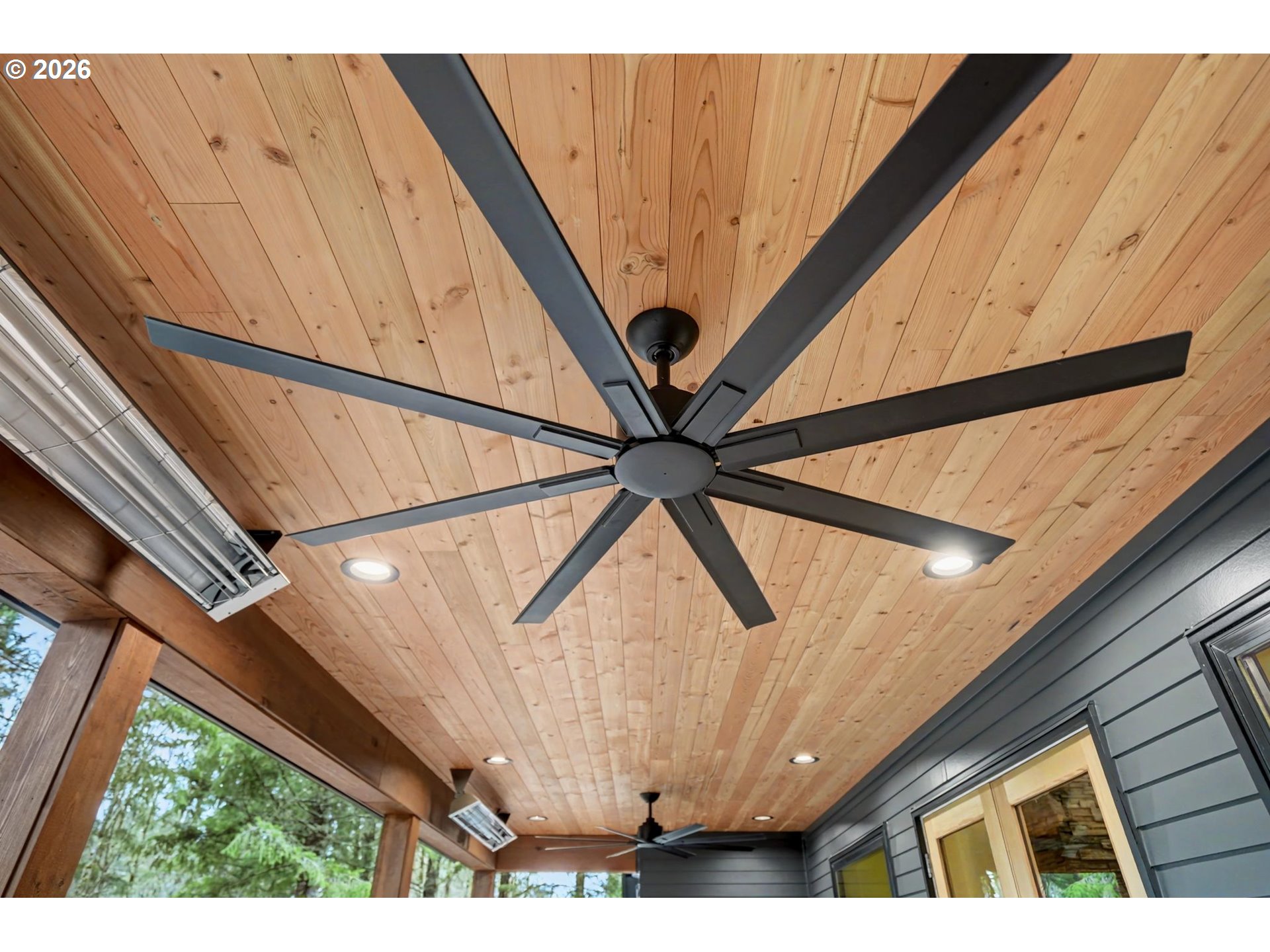 19850 Winters Hill Road Southeast Silverton, OR 97381 - Photo 39 of 48 a picture of a building with a lot of a street