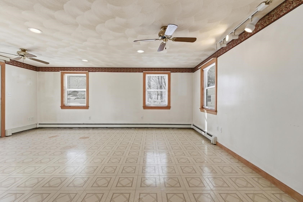 246 Pemberton Street Walpole, MA 02081 - Photo 20 of 40