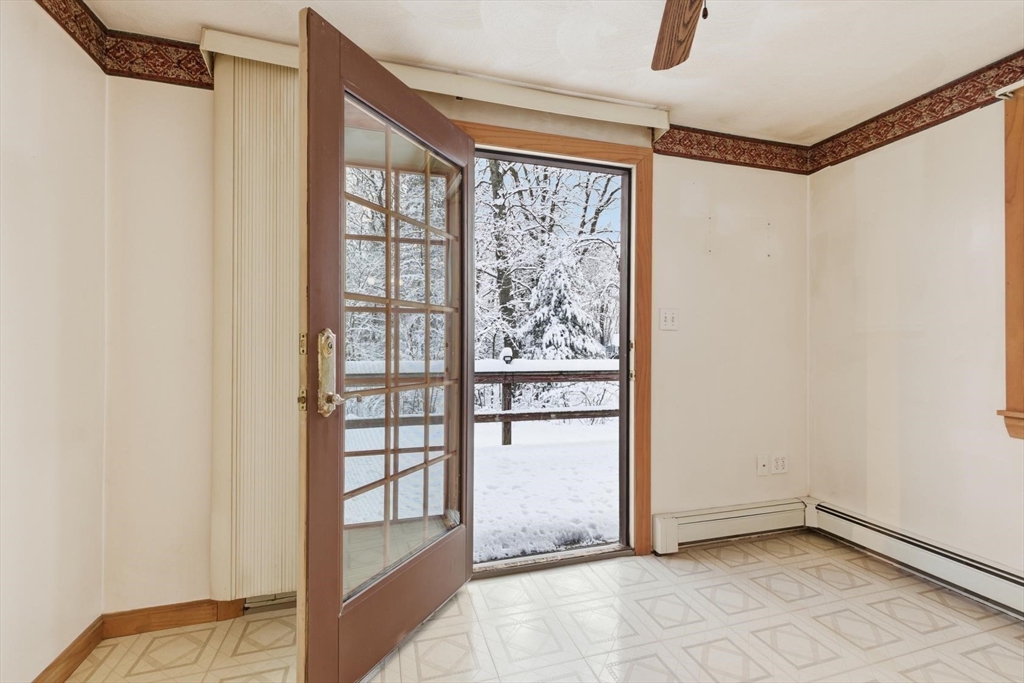 246 Pemberton Street Walpole, MA 02081 - Photo 22 of 40