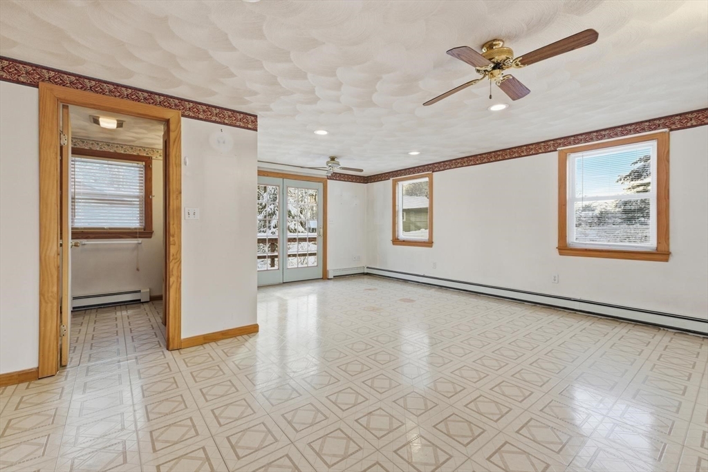 246 Pemberton Street Walpole, MA 02081 - Photo 23 of 40