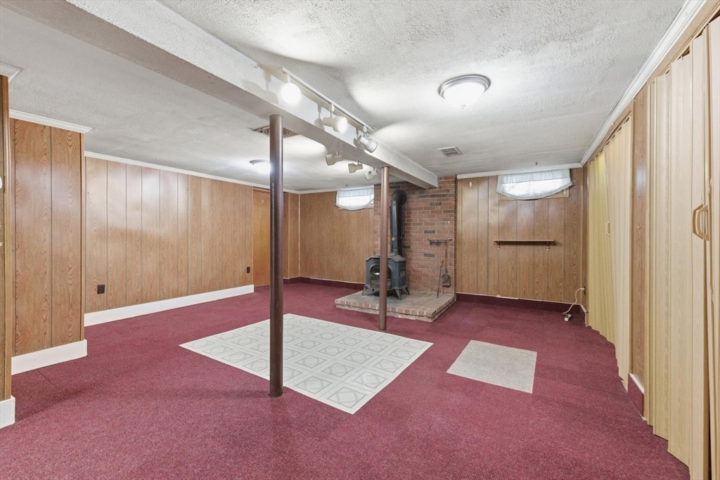 246 Pemberton Street Walpole, MA 02081 - Photo 31 of 40