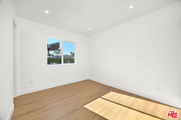 $5,500 | 6239 Banner Avenue, Los Angeles, CA 90038