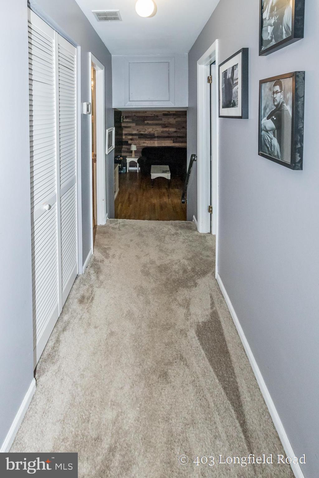 403 Longfield Road Newark, DE 19713 - Photo 13 of 30 Hallway from Bedrooms