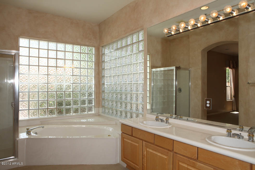 8159 East Mountain Spring Road Scottsdale, AZ 85255 - Photo 14 of 21 Master Bath