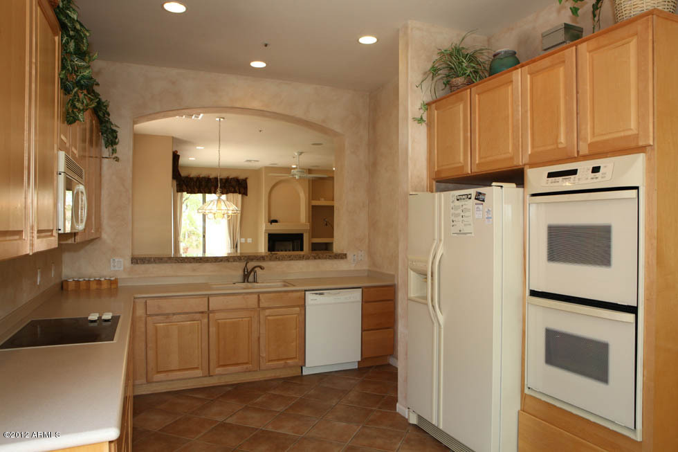 8159 East Mountain Spring Road Scottsdale, AZ 85255 - Photo 4 of 21 Kitchen