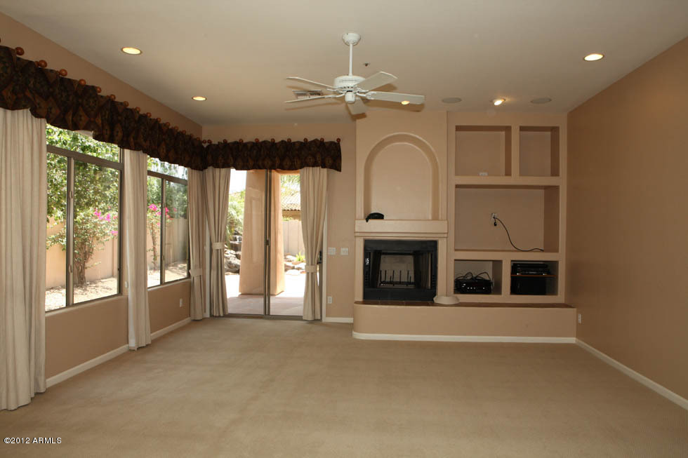 8159 East Mountain Spring Road Scottsdale, AZ 85255 - Photo 7 of 21 Living Room
