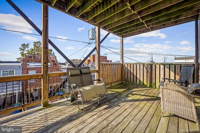 a view of an outdoor space with seating area