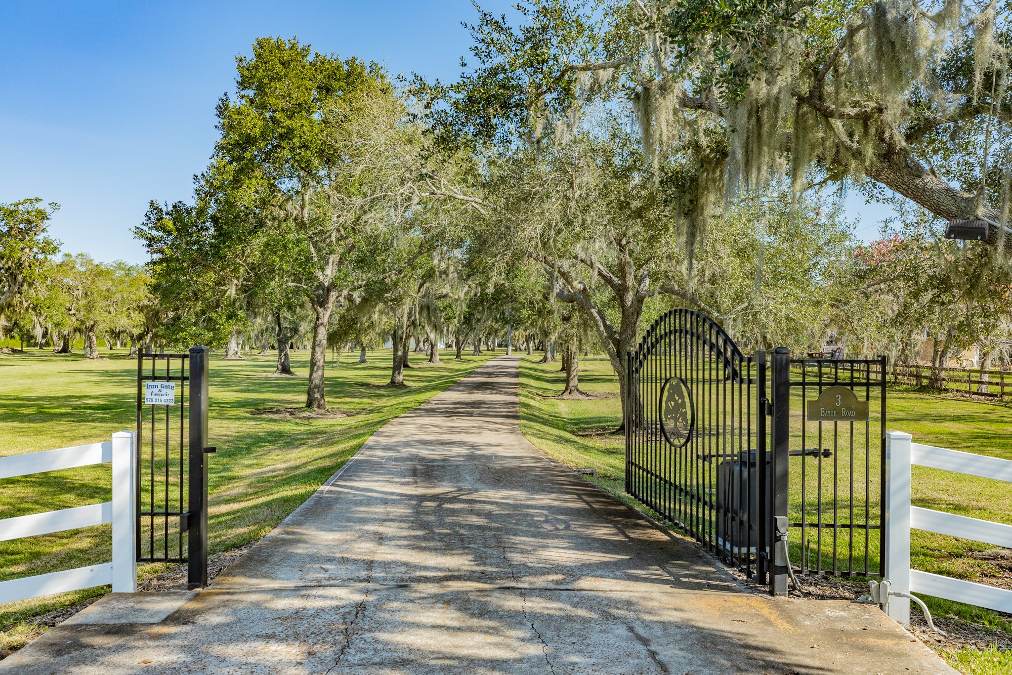3 Bayou Road Lake Jackson, TX 77566 - Photo 18 of 50