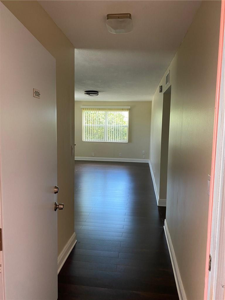 1480 East Sample Road, Unit 202 Pompano Beach, FL 33064 - Photo 5 of 12 Photo 5