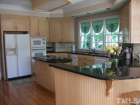 2833 Combe Hill Trail Raleigh, NC 27613 - Photo 4 of 11 Gallery Image 4