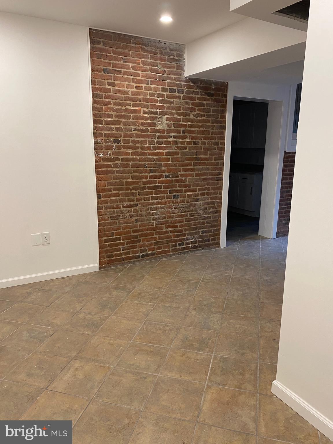 45 East High Street, Unit 1ST FLOOR/3 BEDROOM Pottstown, PA 19464 - Photo 15 of 25 a view of an empty room