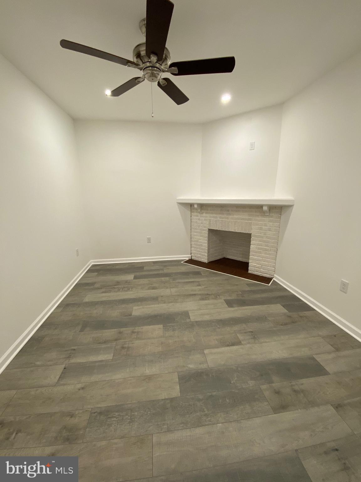 45 East High Street, Unit 1ST FLOOR/3 BEDROOM Pottstown, PA 19464 - Photo 10 of 25 a view of an empty room