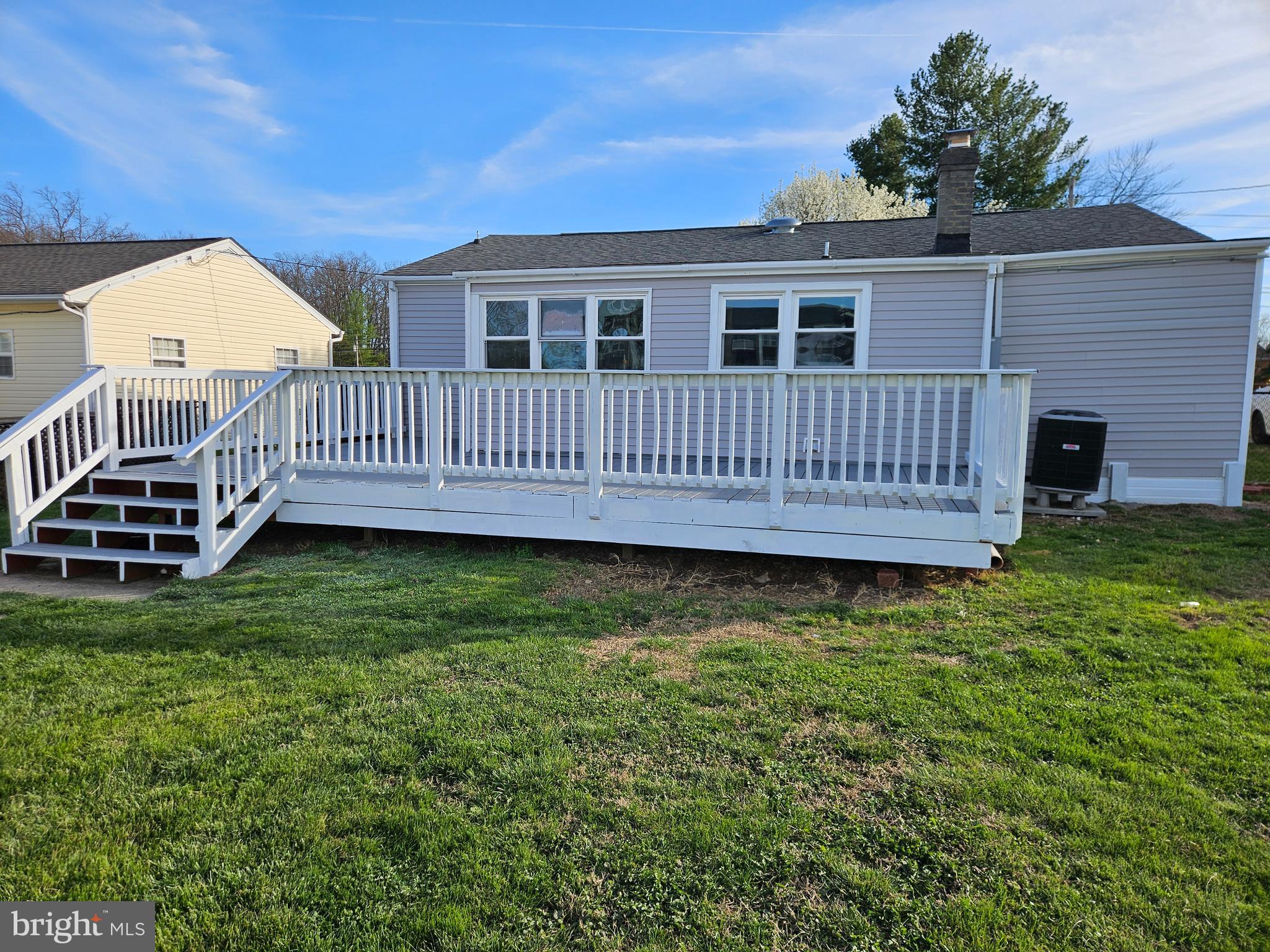 2015 Senseny Road Winchester, VA 22602 - Photo 3 of 16