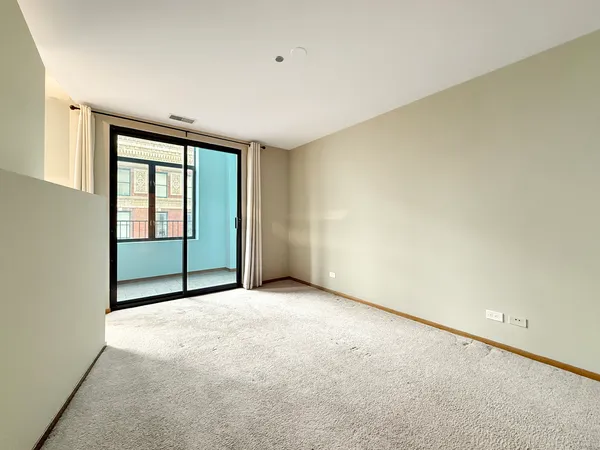 $255,000 | 910 South Michigan Avenue, Unit 1009, Chicago, IL 60605