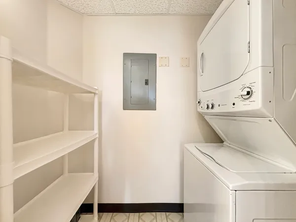 $255,000 | 910 South Michigan Avenue, Unit 1009, Chicago, IL 60605
