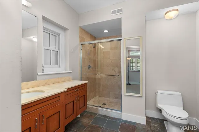 $210,000 | 603 Westgate Avenue, Unit 603C, St. Louis, MO 63130