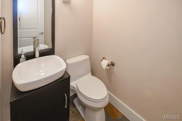 $210,000 | 603 Westgate Avenue, Unit 603C, St. Louis, MO 63130
