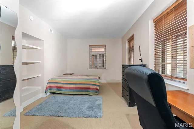 $210,000 | 603 Westgate Avenue, Unit 603C, St. Louis, MO 63130