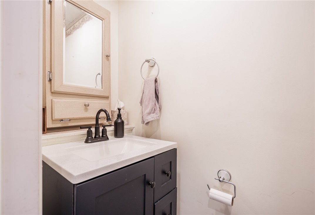 2747 Gildersleeve Road Marion, NY 14568 - Photo 22 of 35