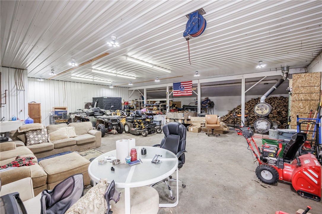 2747 Gildersleeve Road Marion, NY 14568 - Photo 25 of 35