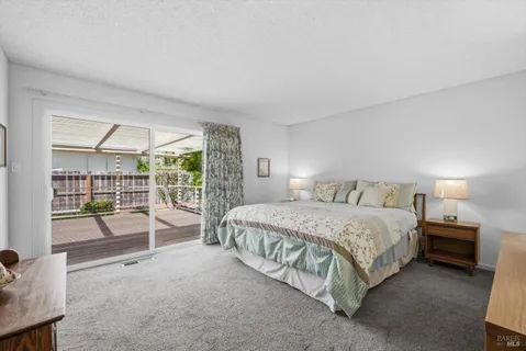 $975,000 | 3378 Twin Oaks Drive, Napa, CA 94558