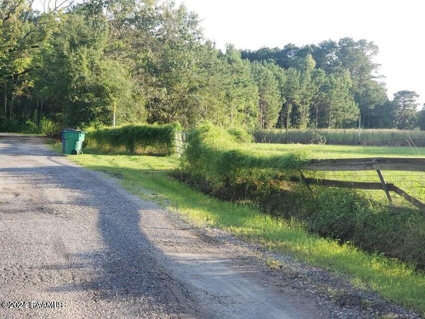 190 Athens Lane Crowley, LA 70526 - Photo 3 of 10 5