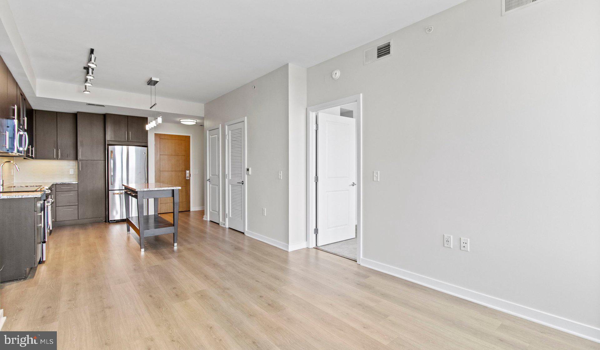 8300 Wisconsin Avenue, Unit 1B1836 Bethesda, MD 20814 - Photo 44 of 150