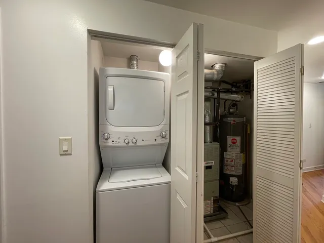 $159,900 | 6938 South Dorchester Avenue, Unit 2, Chicago, IL 60637