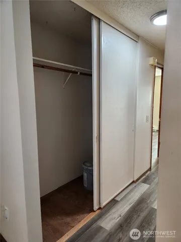 $1,560 | 624 West Cedar Street, Unit 9, Shelton, WA 98584