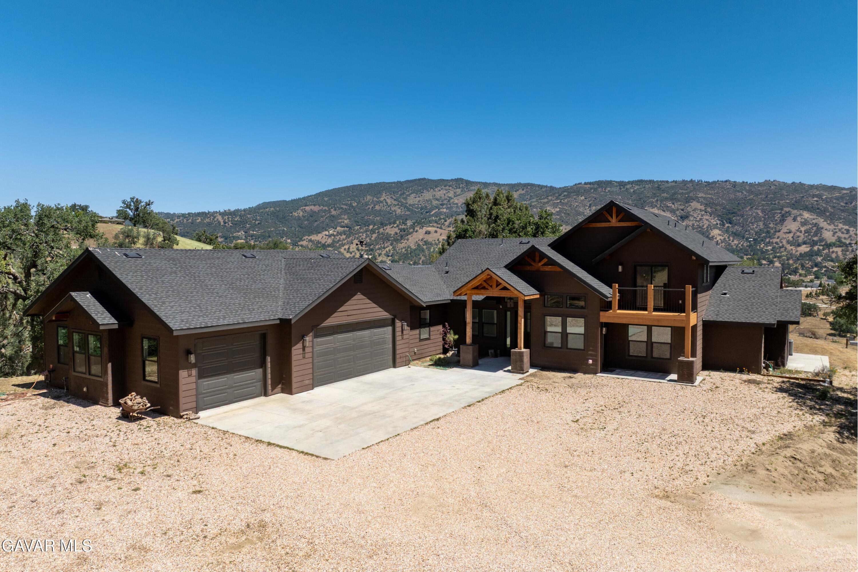 28460 Ridgeview Court Tehachapi, CA 93561 - Photo 43 of 66 39-DJI_0188-HDR
