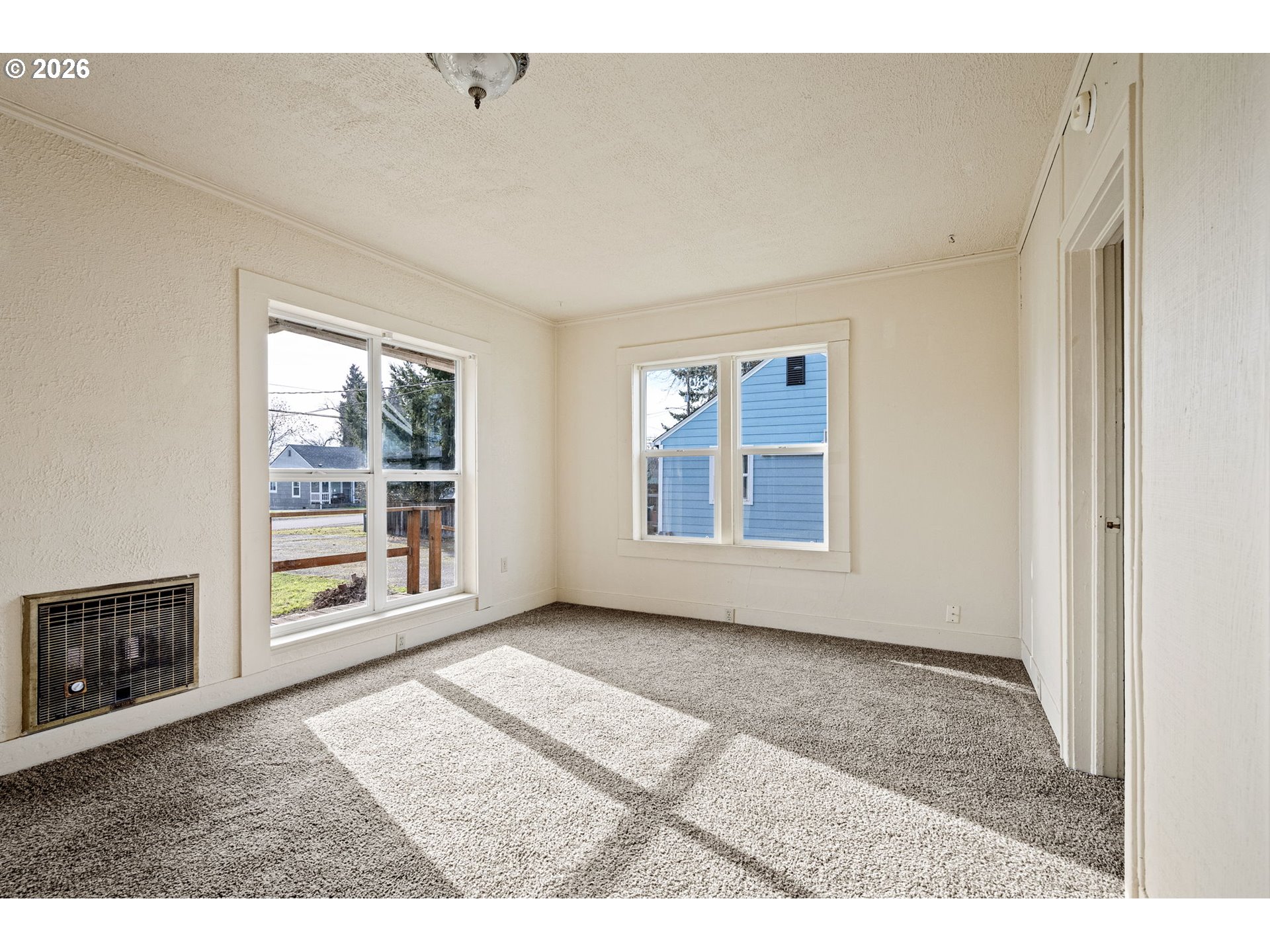 2669 Edison Street Eugene, OR 97402 - Photo 9 of 32 Gallery Image 9