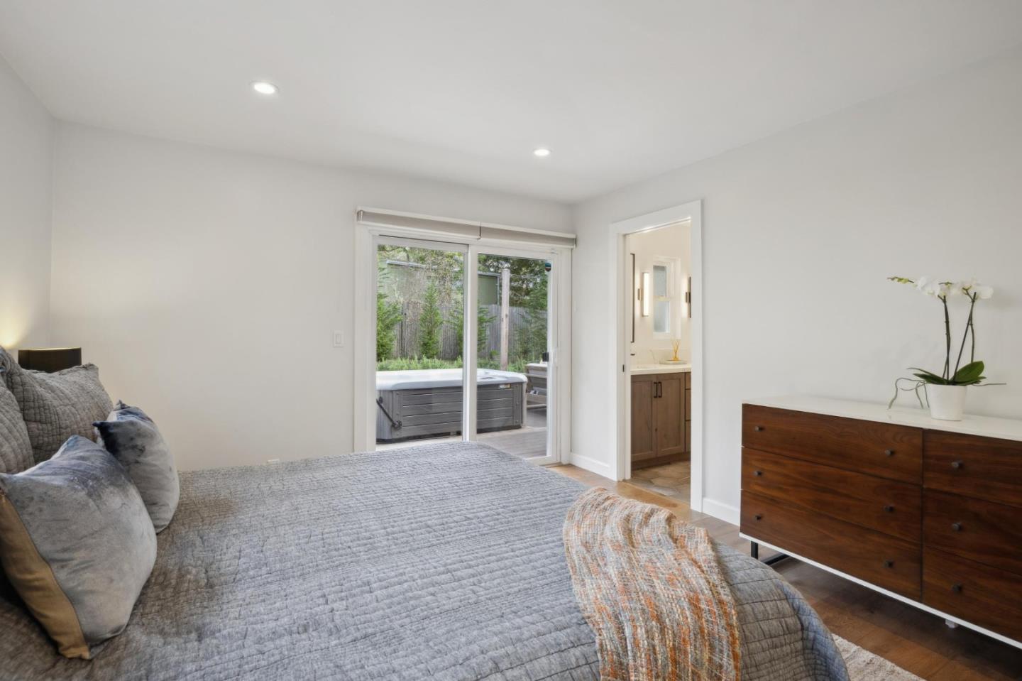 4095 Sunset Lane Pebble Beach, CA 93953 - Photo 22 of 55 a living room with furniture