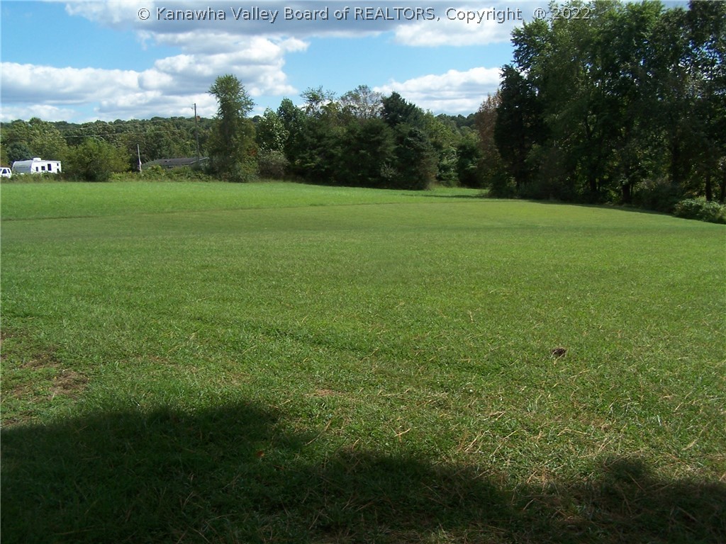 5884 Sandhill Road Point Pleasant, WV 25550 - Photo 18 of 19 Gallery Image 18