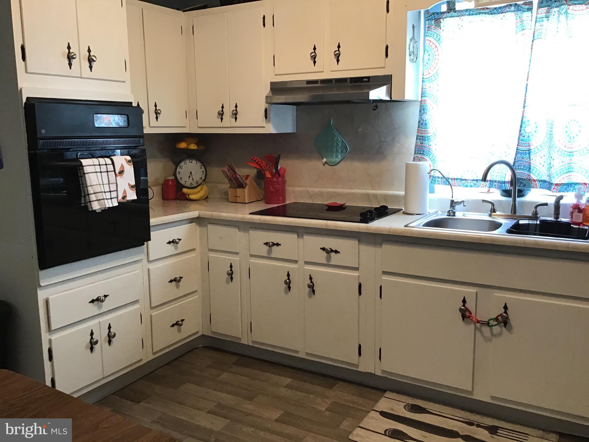 441 Frystown Road Myerstown, PA 17067 - Photo 7 of 36 Kitchen, view 2.