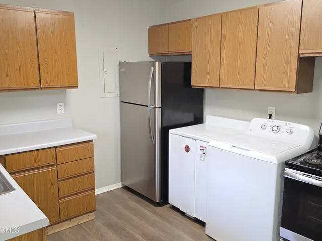 $1,295 | 409 Rose Lane, Raleigh, NC 27610