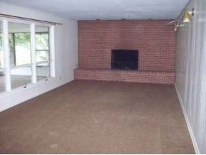 2133 Heatherly Road Kingsport, TN 37660 - Photo 4 of 15 Den