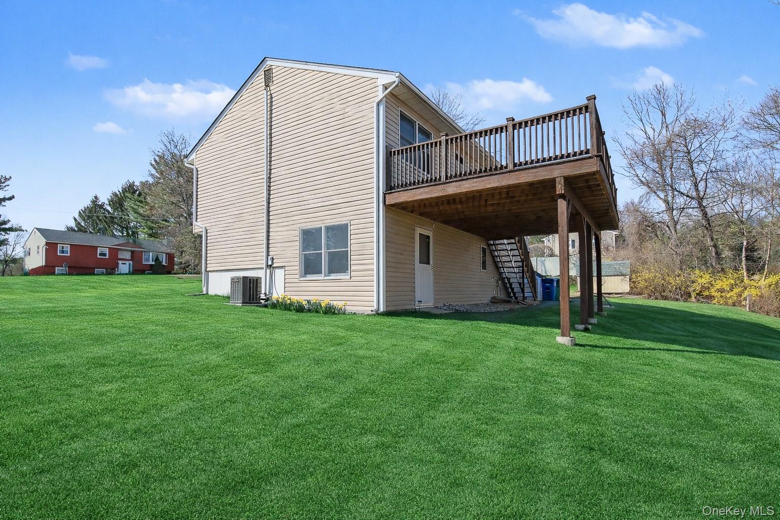 11 Richard Road Mahopac, NY 10541 - Photo 4 of 34