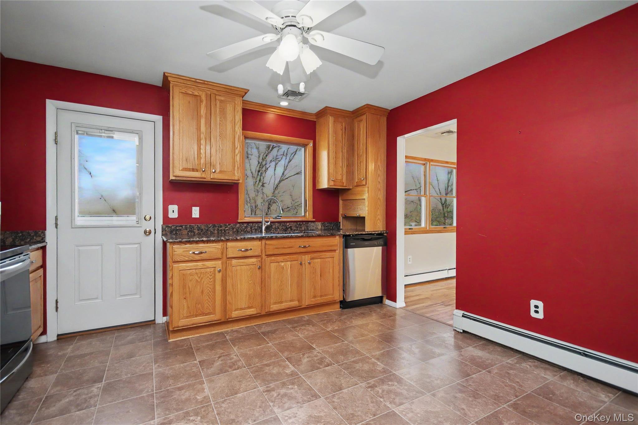 11 Richard Road Mahopac, NY 10541 - Photo 7 of 34