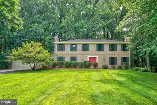 $1,650,000 | 11701 Beekman Place, Rockville, MD 20854