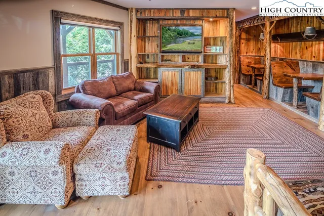 a view of an entryway