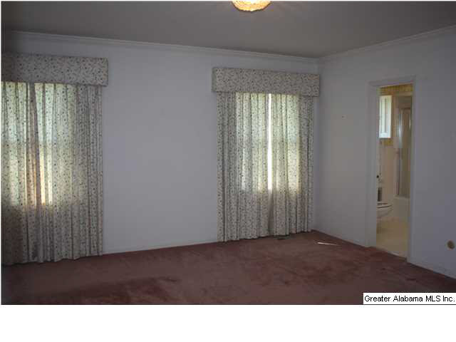 2504 Shades Crest Road Birmingham, AL 35209 - Photo 22 of 31