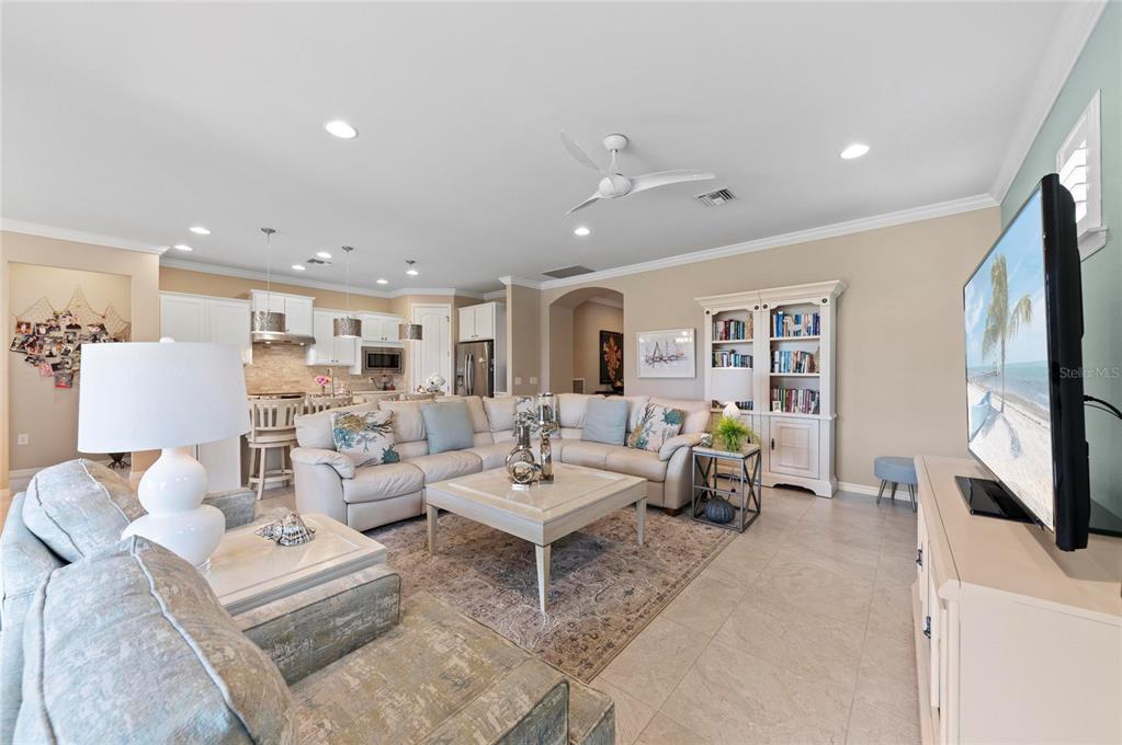 13825 RINUCCIO Street Venice, FL 34293 - Photo 4 of 99