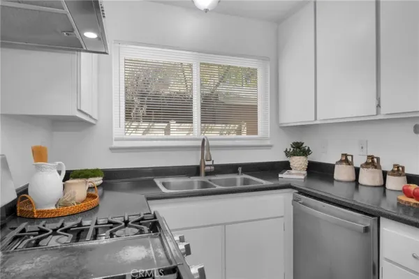 $580,000 | 13451 Village Cerritos Ca, Cerritos, CA 90703