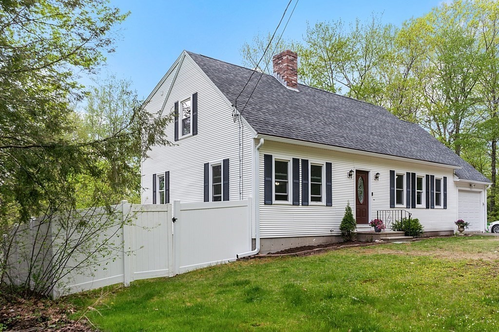 42 Fitchburg Road Ashburnham, MA 01430 - Photo 2 of 33