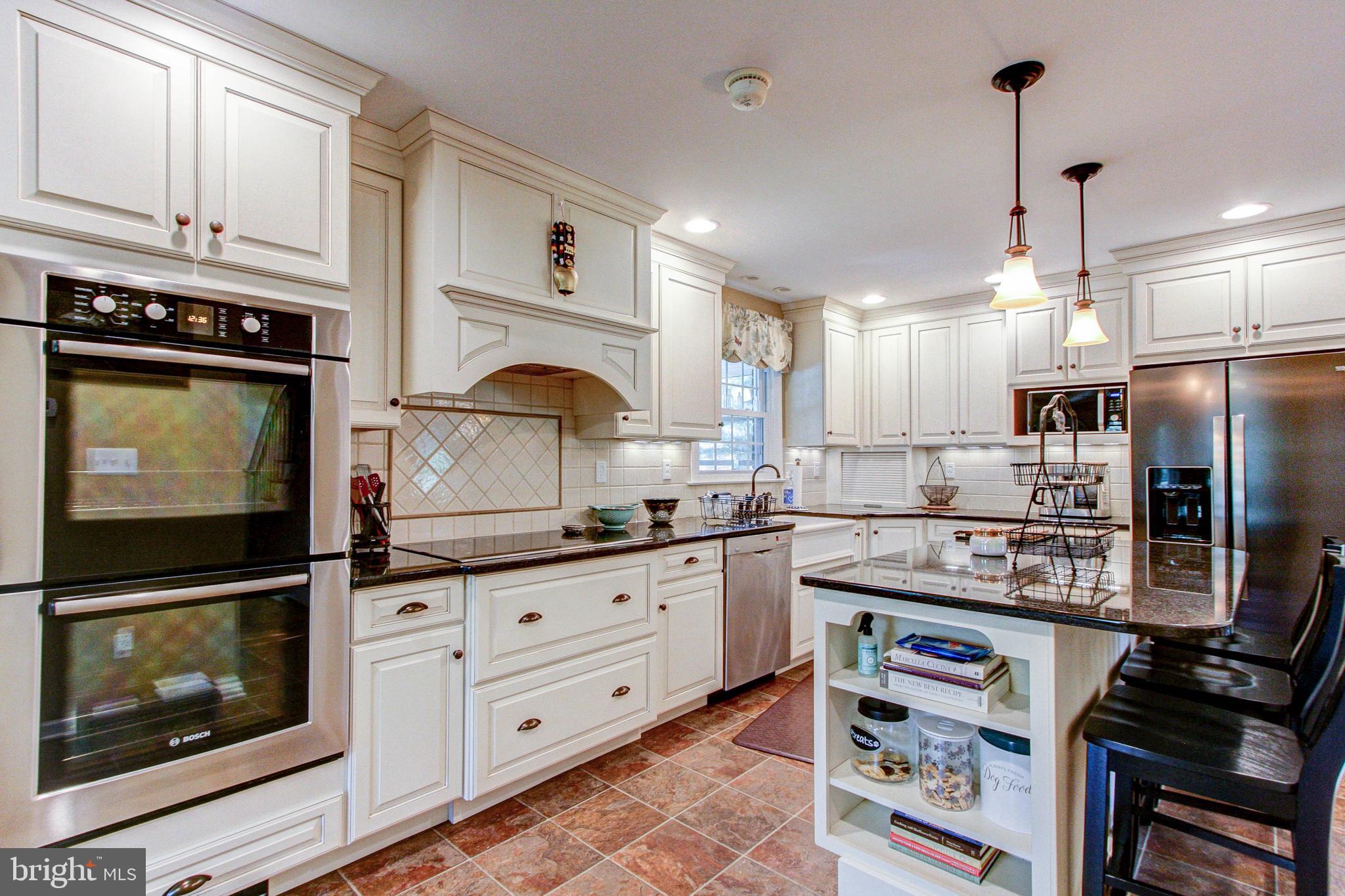 9 Pickwick Lane Malvern, PA 19355 - Photo 11 of 61 Kitchen